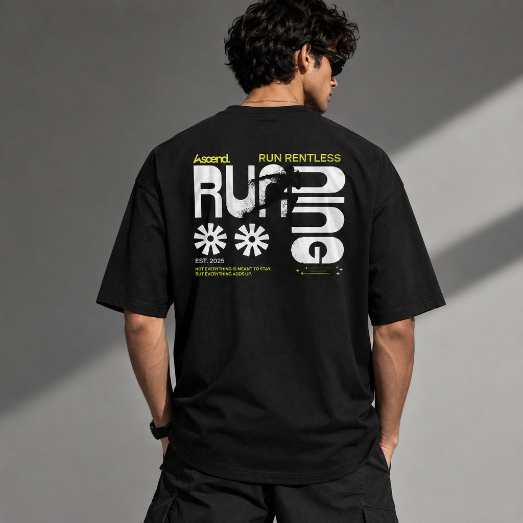 RUN - Oversized Graphic T-Shirt