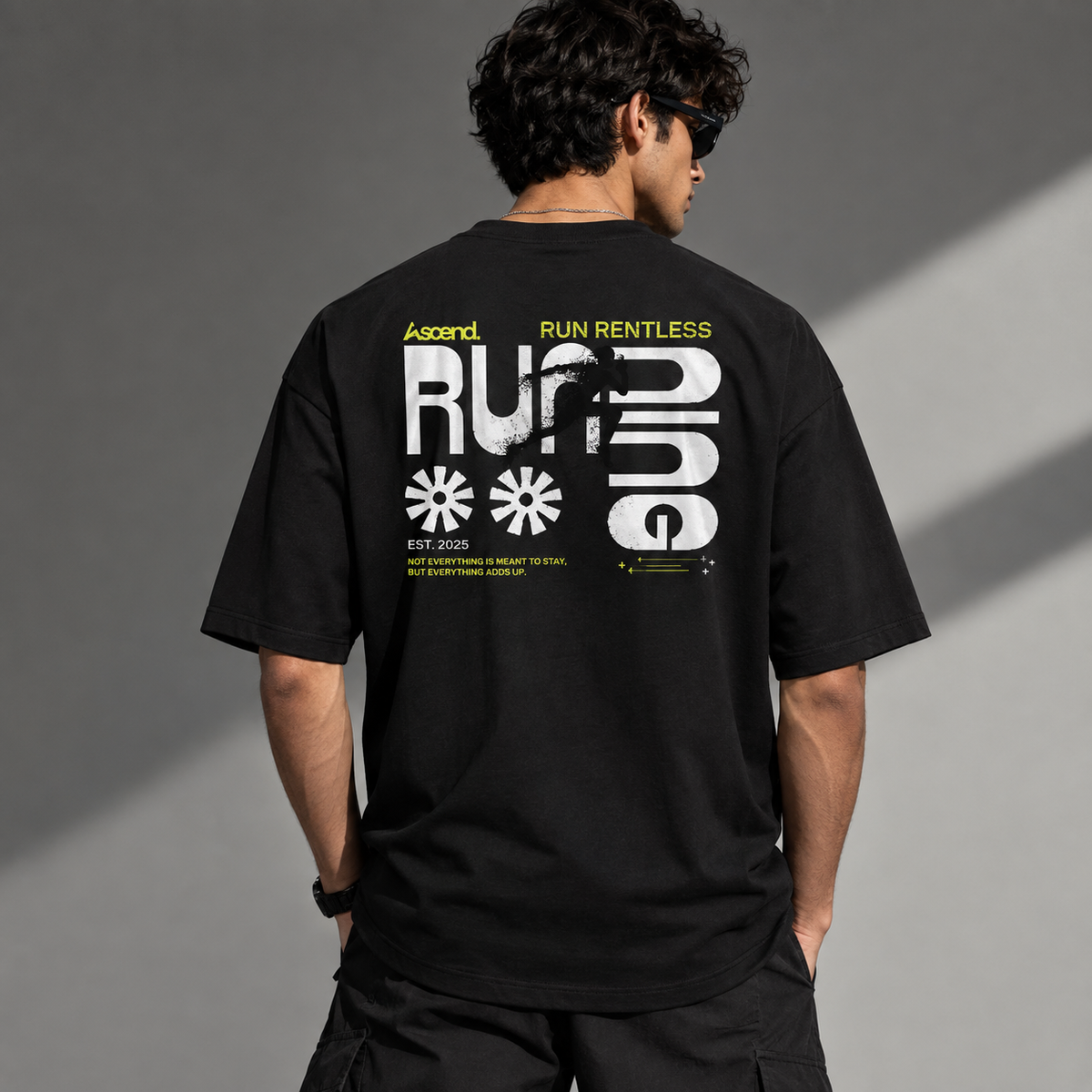 RUN - Oversized Graphic T-Shirt